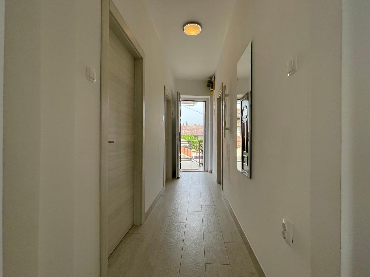 Modern Apartment In The Old Part Of Town Rijeka Extérieur photo